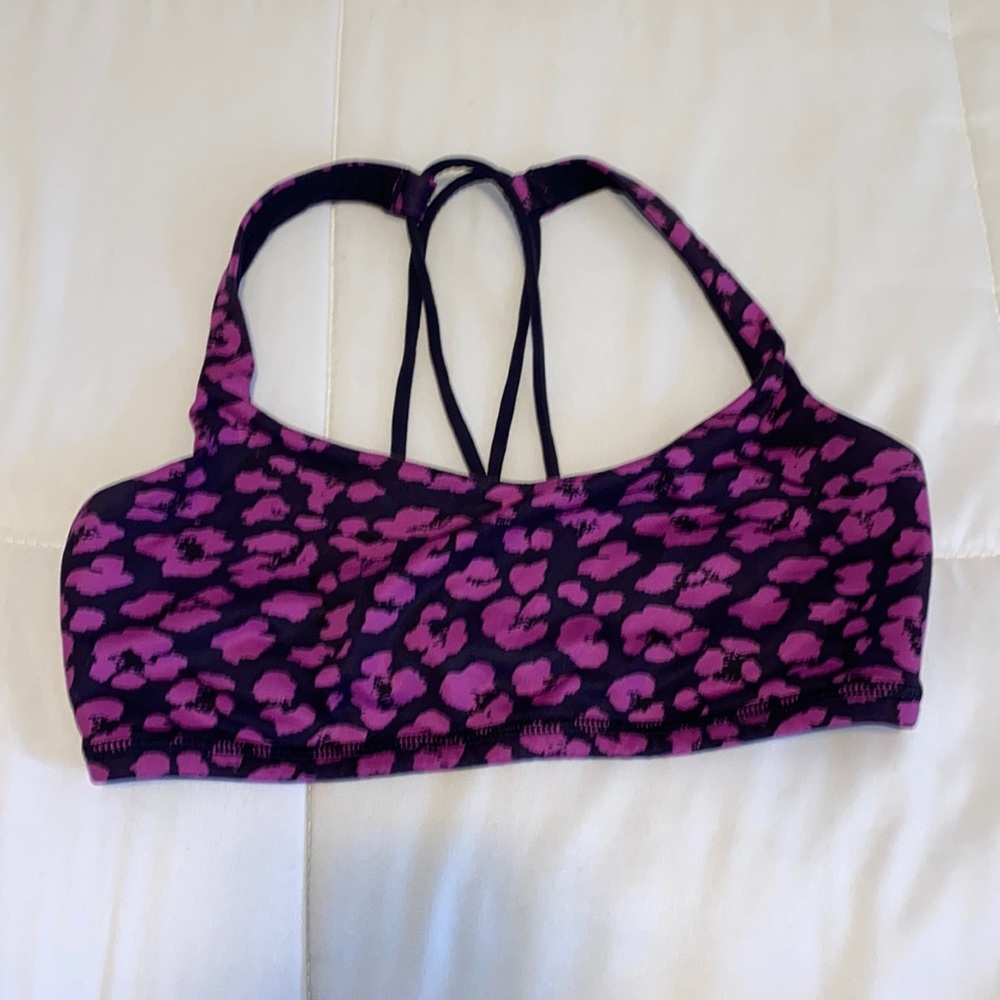 Lululemon Free to Be Bra
